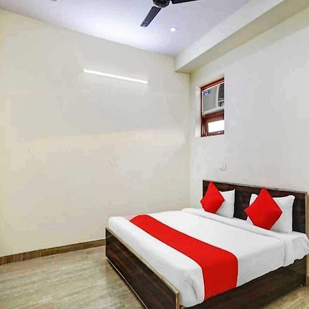 Hotel Sky Bird Bhauli Luaran gambar